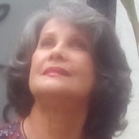 ZORAIDA GARCIA, autor del poema'NEGRA SOMBRA''